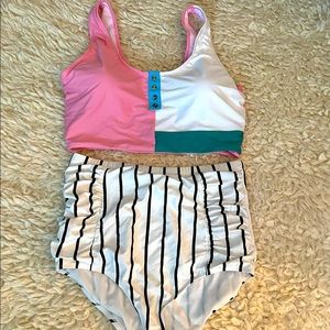 High-waisted bikini plus size